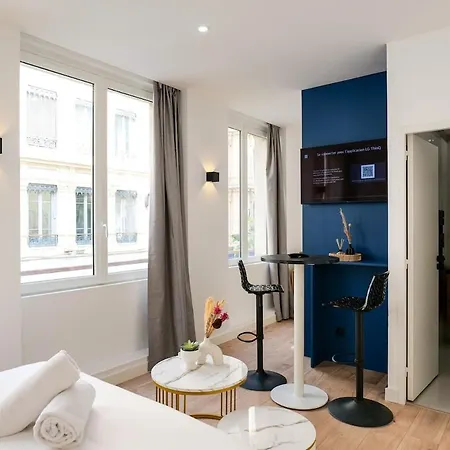 Le Chenavard Ii-coeur Lyon-central Air Conditioning * Lyon